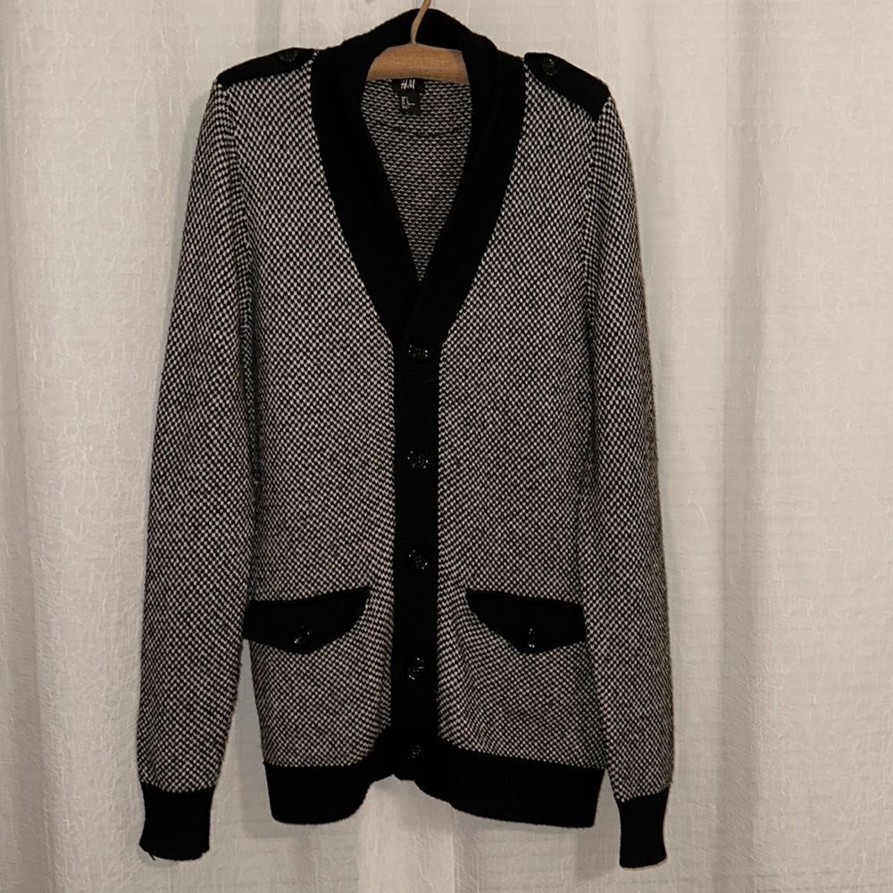 H&M L Black White Checkered Knit Wool Blend Shawl Button Front Cardigan Sweater